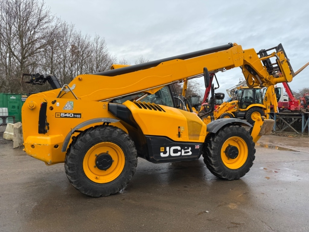 JCB 540-140 - Teleskopiskais iekrāvējs: foto 2 JCB 540-140 - Teleskopiskais iekrāvējs: foto 2