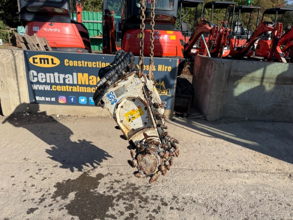 Simex TF100 - Tranšeju racējs: foto 3 Simex TF100 - Tranšeju racējs: foto 3