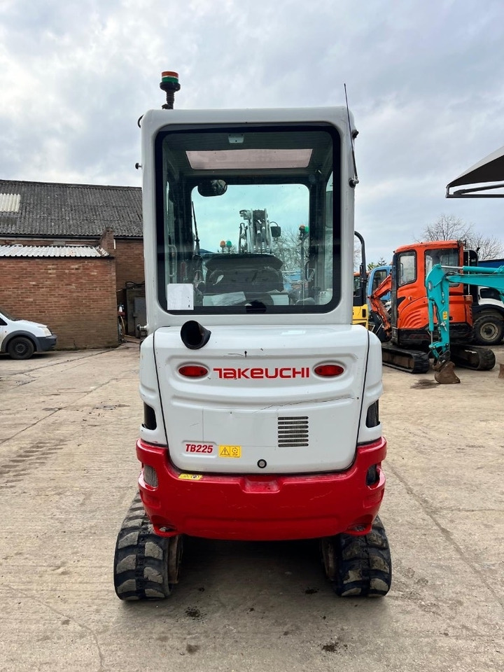 Mini-ekskavators Takeuchi TB 225: foto 7