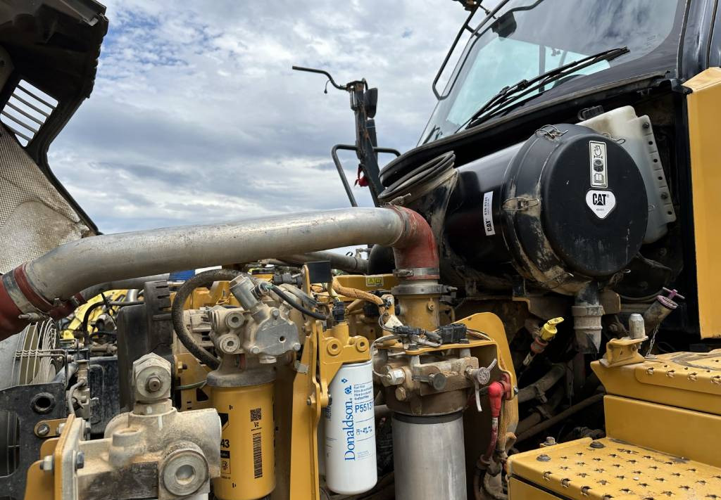 Artikulētias pašizgāzējs CAT 730 C Auto lubrication + Klima CE + EPA: foto 21
