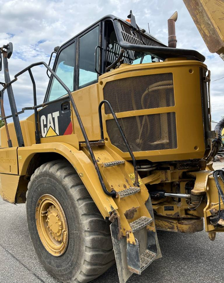 Artikulētias pašizgāzējs CAT 730 C Auto lubrication + Klima CE + EPA: foto 23