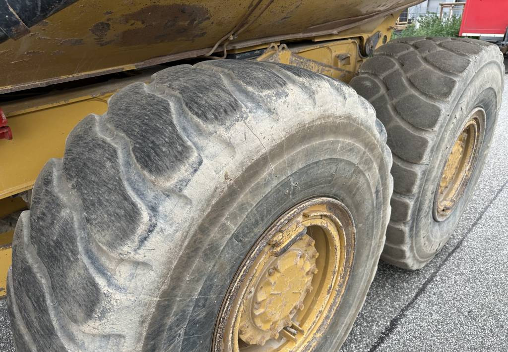Artikulētias pašizgāzējs CAT 730 C Auto lubrication + Klima CE + EPA: foto 28