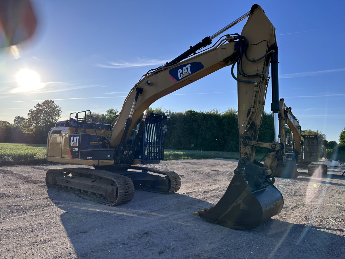 CATERPILLAR 324 E LN Deutsche Maschine! Top !!! - Kāpurķēžu ekskavators: foto 4 CATERPILLAR 324 E LN Deutsche Maschine! Top !!! - Kāpurķēžu ekskavators: foto 4