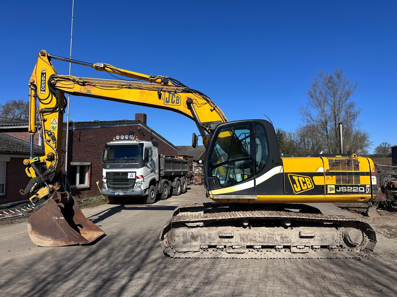 JCB JS 220 LC ISUZU Turbo 175 Hp Rototilt Klima - Kāpurķēžu ekskavators: foto 2 JCB JS 220 LC ISUZU Turbo 175 Hp Rototilt Klima - Kāpurķēžu ekskavators: foto 2