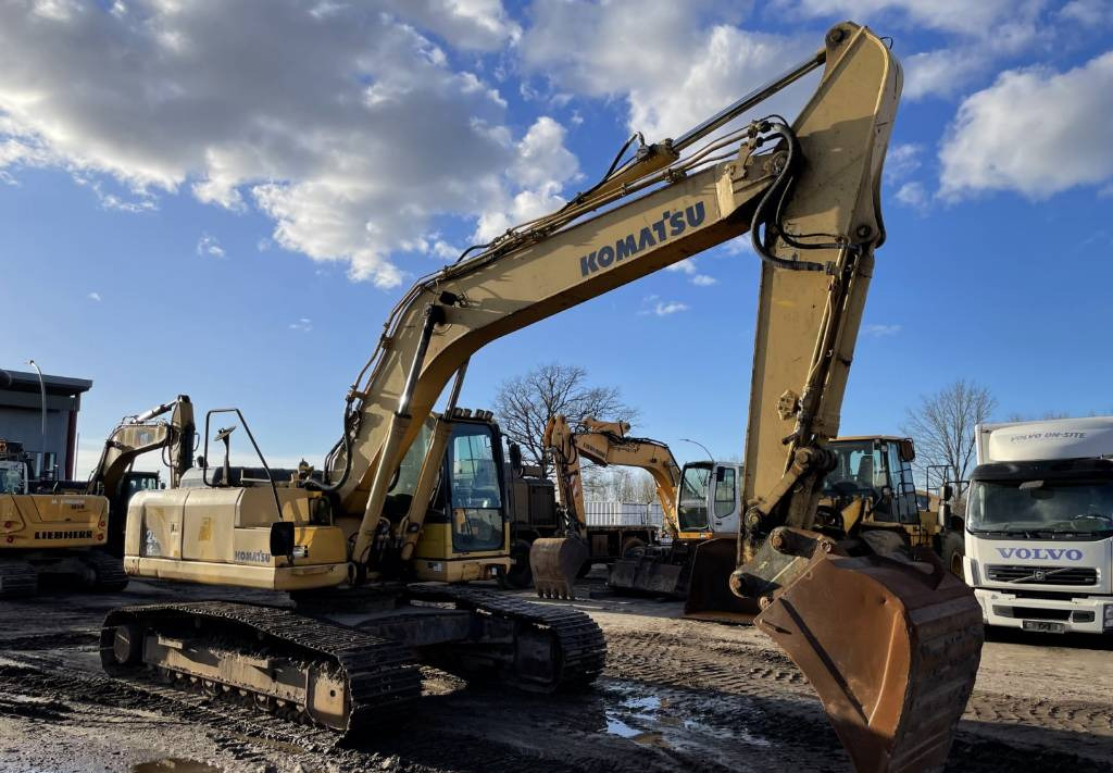 Komatsu PC 240LC-8 Hammerlines Klima 2 buckets - Kāpurķēžu ekskavators: foto 4 Komatsu PC 240LC-8 Hammerlines Klima 2 buckets - Kāpurķēžu ekskavators: foto 4