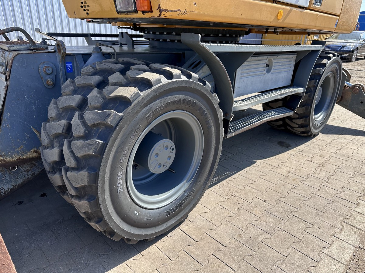 Riteņu ekskavators LIEBHERR A 314 All hydr. lines SW 33- 30 Km/h: foto 33
