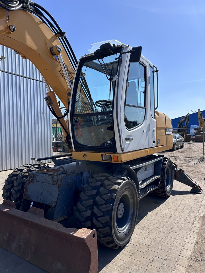 Riteņu ekskavators LIEBHERR A 314 All hydr. lines SW 33- 30 Km/h: foto 17