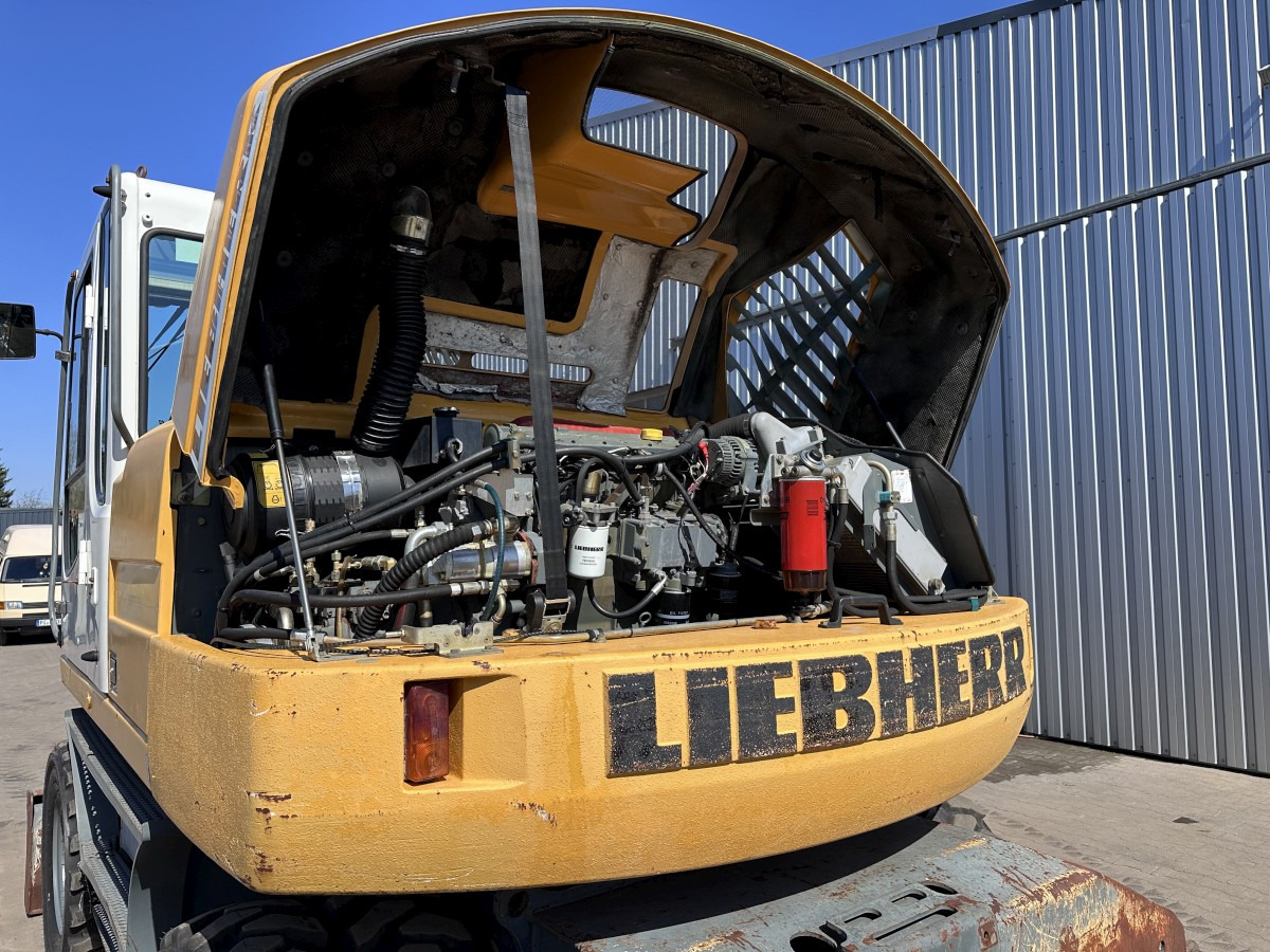 Riteņu ekskavators LIEBHERR A 314 All hydr. lines SW 33- 30 Km/h: foto 20