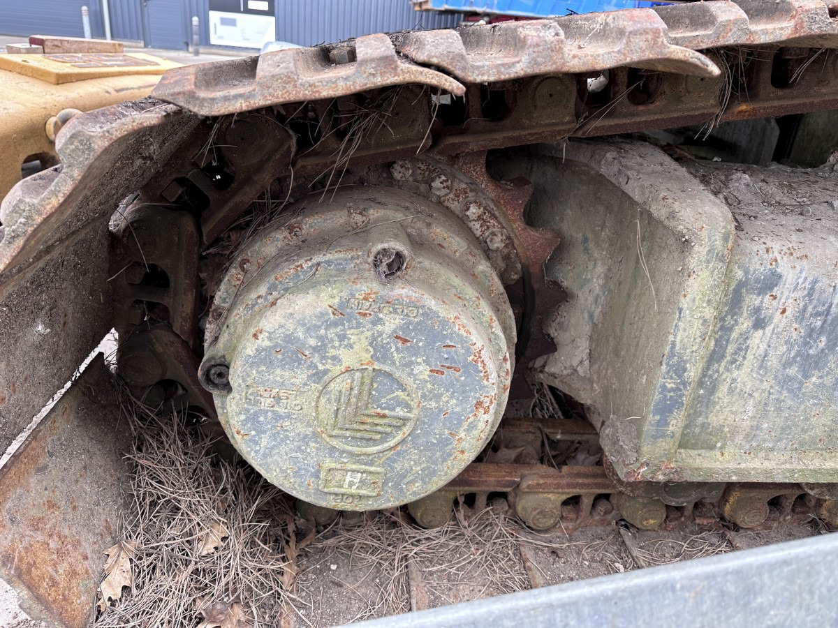 LIEBHERR LRB 155 for parts breaking dismantling - Pāļu dzinējs: foto 5 LIEBHERR LRB 155 for parts breaking dismantling - Pāļu dzinējs: foto 5