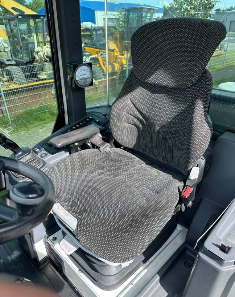 Riteņu iekrāvējs Liebherr L 514 Stereo +30 Kmh Klima 3er Kreis Greifschaufel: foto 14