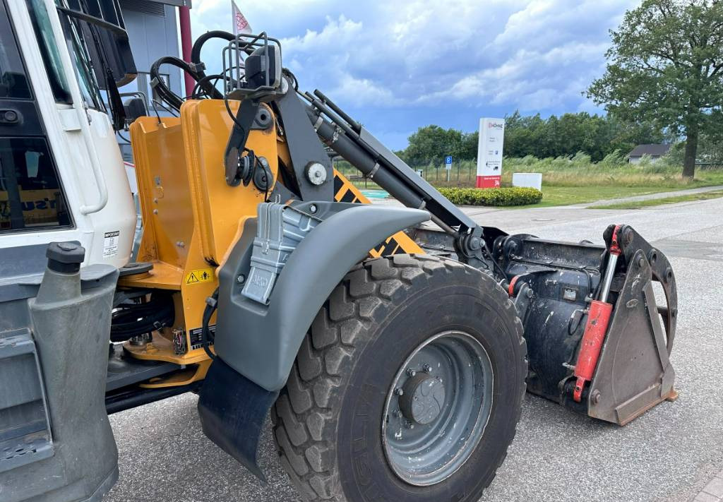 Riteņu iekrāvējs Liebherr L 514 Stereo +30 Kmh Klima 3er Kreis Greifschaufel: foto 25