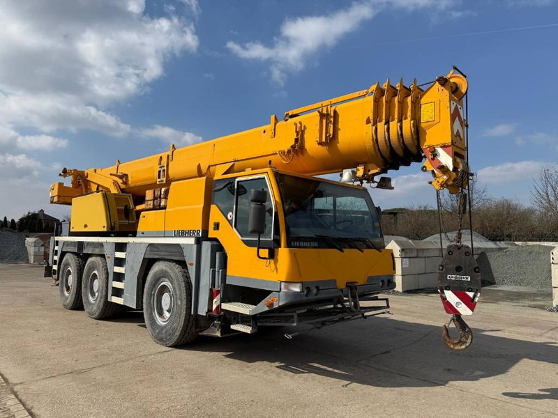 Liebherr LTM1055/1 - Visurgājējs celtnis: foto 2 Liebherr LTM1055/1 - Visurgājējs celtnis: foto 2