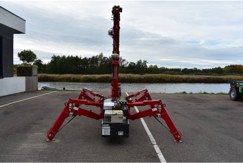 UNIC URW 295 - Mini celtnis: foto 3 UNIC URW 295 - Mini celtnis: foto 3