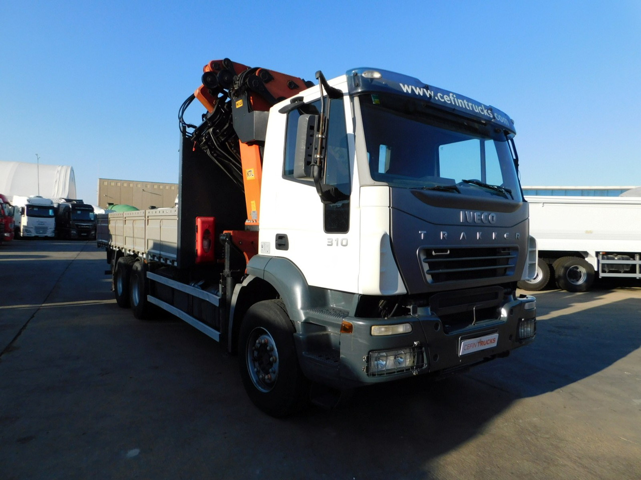 Iveco Magirus trakker - Bortu kravas automašīna/ Platforma, Kravas auto ar manipulatoru: foto 2 Iveco Magirus trakker - Bortu kravas automašīna/ Platforma, Kravas auto ar manipulatoru: foto 2