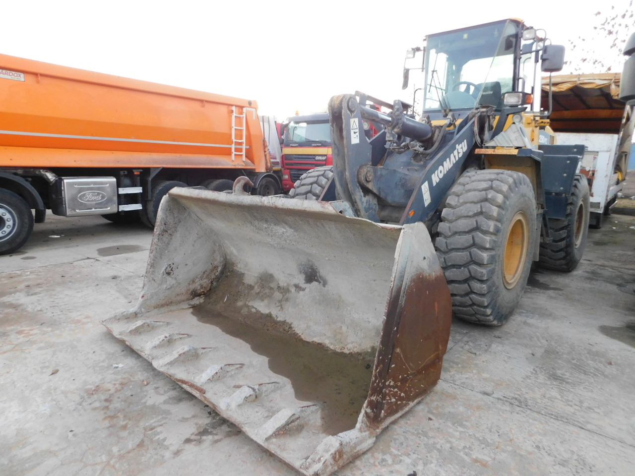 Komatsu Wa250pz 5 - Riteņu iekrāvējs: foto 1 Komatsu Wa250pz 5 - Riteņu iekrāvējs: foto 1