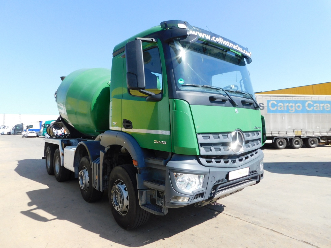Mercedes Arocs 3243 - Betonvedējs: foto 2 Mercedes Arocs 3243 - Betonvedējs: foto 2