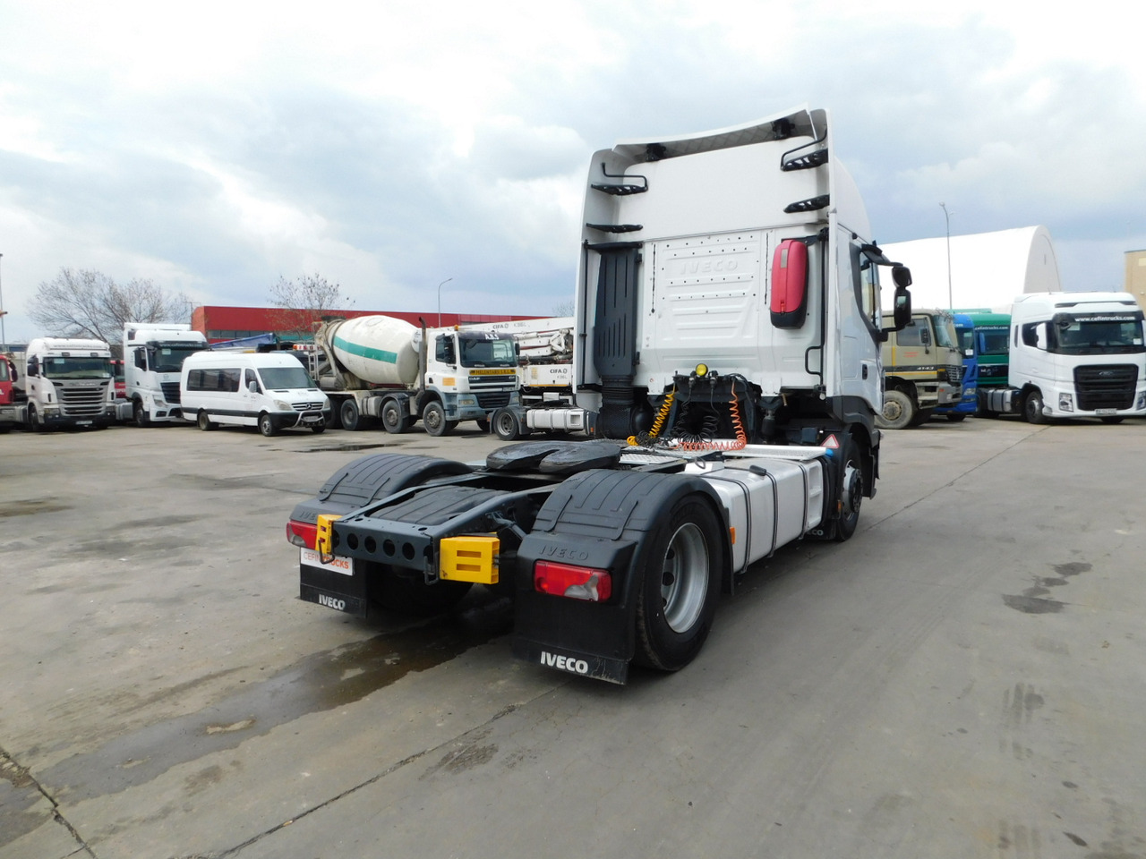 Iveco As440tp - Vilcējs: foto 3 Iveco As440tp - Vilcējs: foto 3