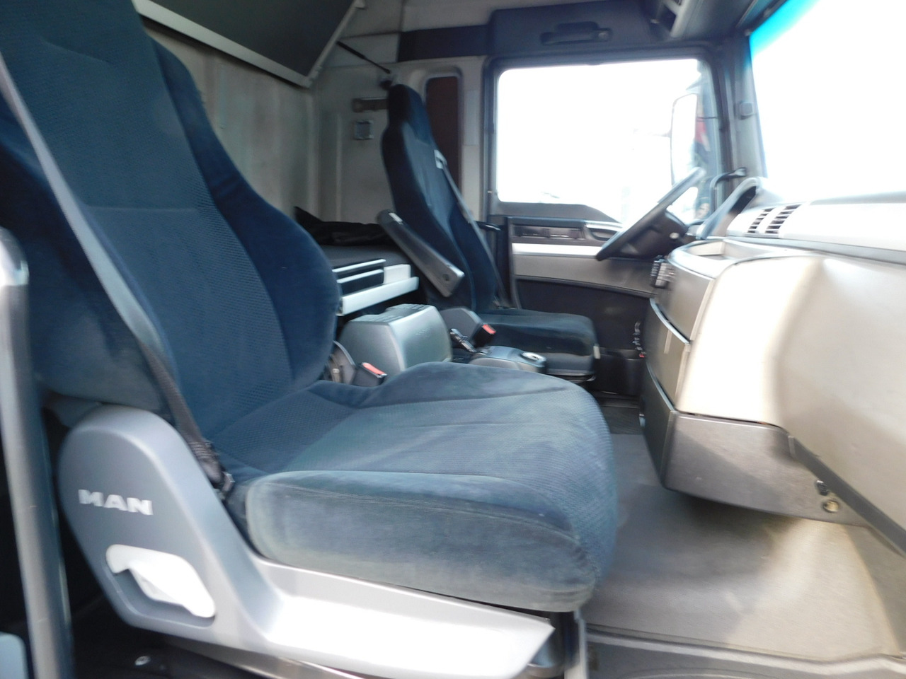 Man Tgx 18440 - Vilcējs: foto 5 Man Tgx 18440 - Vilcējs: foto 5