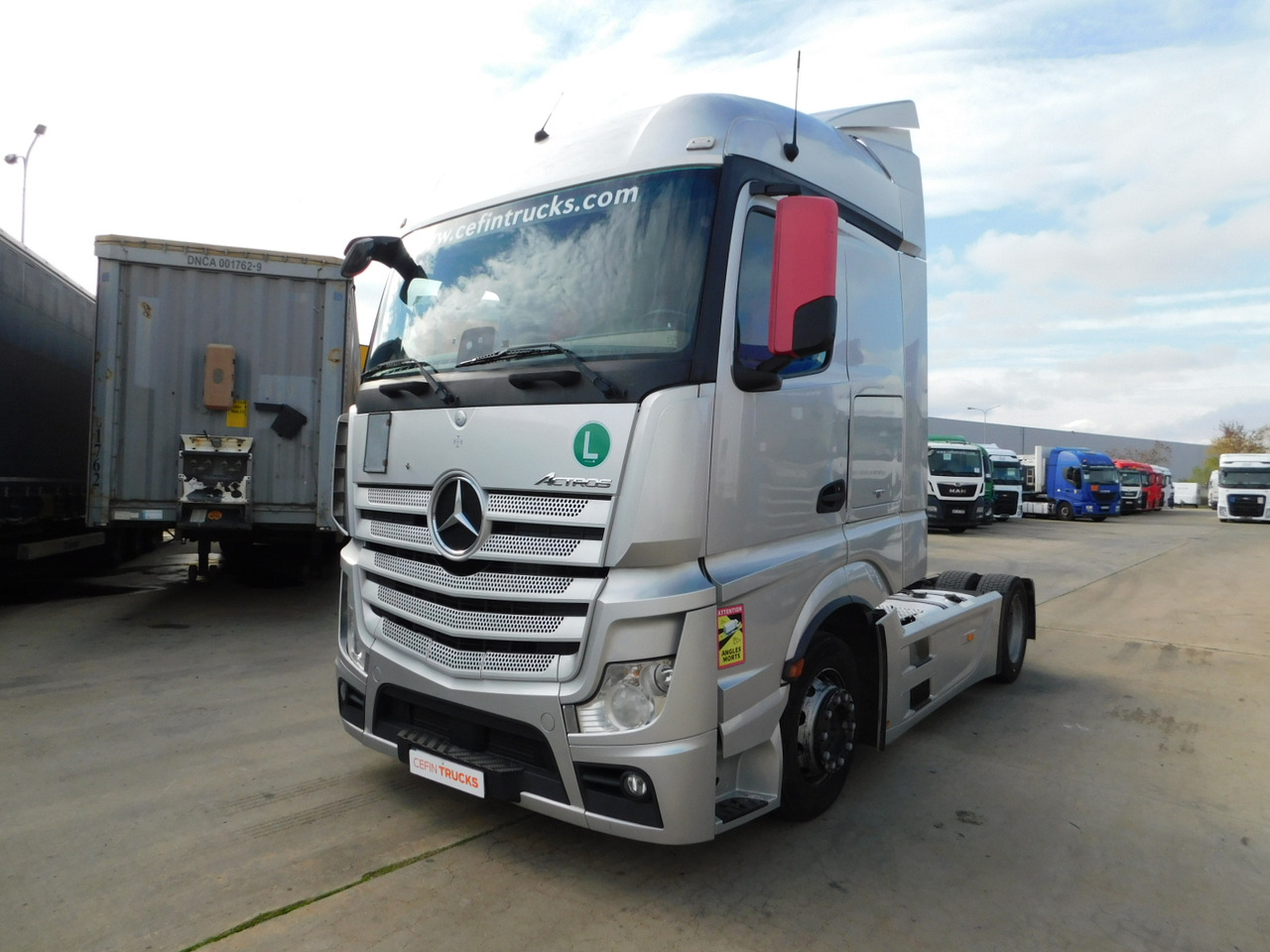 Mercedes Actros - Vilcējs: foto 1 Mercedes Actros - Vilcējs: foto 1