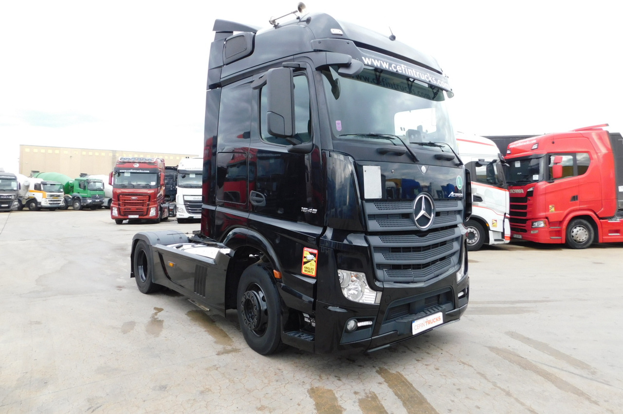 Mercedes Actros - Vilcējs: foto 2 Mercedes Actros - Vilcējs: foto 2