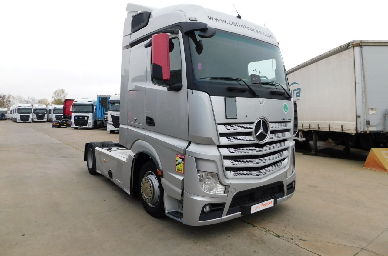 Mercedes Actros - Vilcējs: foto 2 Mercedes Actros - Vilcējs: foto 2
