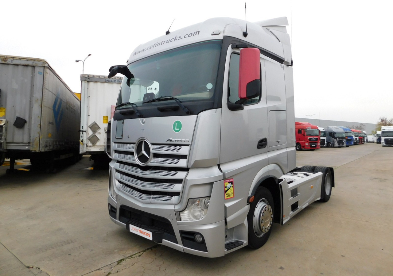 Mercedes Actros - Vilcējs: foto 1 Mercedes Actros - Vilcējs: foto 1