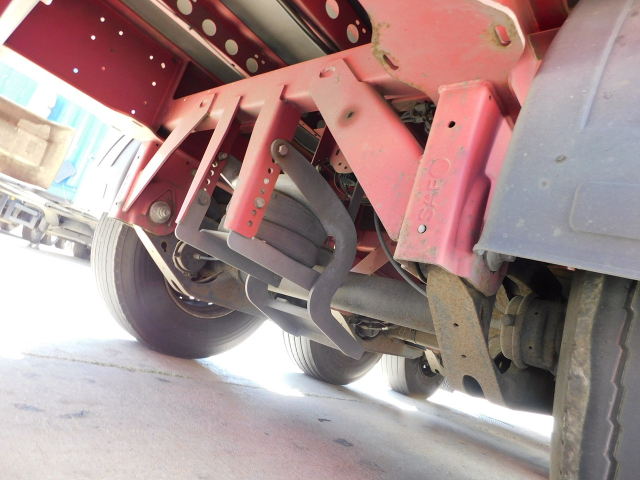 Wielton Ns3k - Tenta puspiekabe: foto 5 Wielton Ns3k - Tenta puspiekabe: foto 5