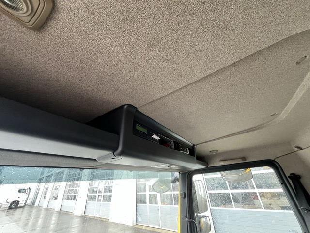 MAN TGL 12.220 4x2 BL Euro6 Klima Luftfeder - Kravas automašīna ar tentu: foto 2 MAN TGL 12.220 4x2 BL Euro6 Klima Luftfeder - Kravas automašīna ar tentu: foto 2