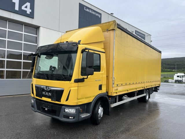 MAN TGL 12.220 4x2 BL Euro6 Klima Luftfeder - Kravas automašīna ar tentu: foto 1 MAN TGL 12.220 4x2 BL Euro6 Klima Luftfeder - Kravas automašīna ar tentu: foto 1
