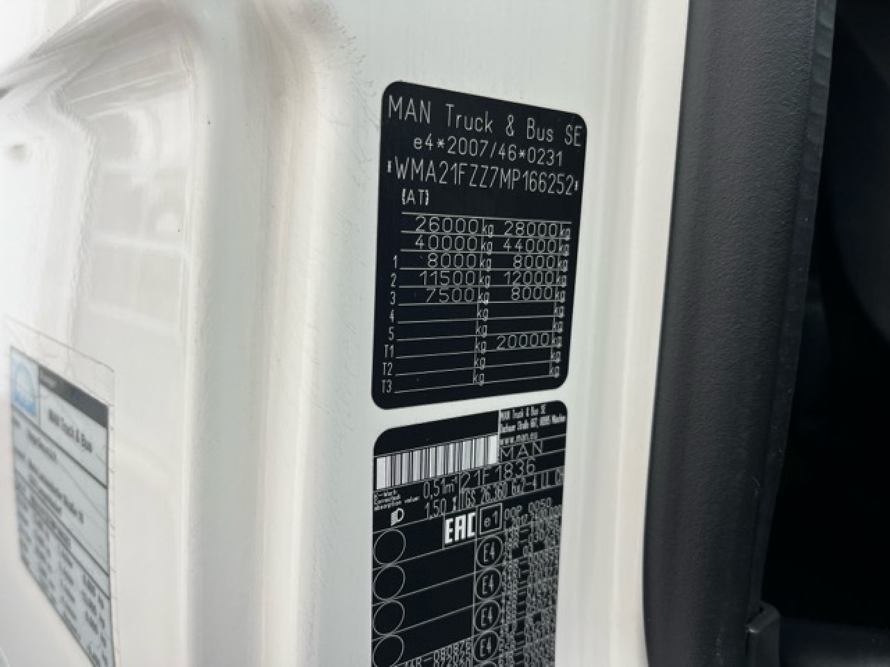 MAN TGS 26.360 6x2-4 LL Euro6 Klima AHK Luftfeder - Šasija kravas automašīna: foto 5 MAN TGS 26.360 6x2-4 LL Euro6 Klima AHK Luftfeder - Šasija kravas automašīna: foto 5