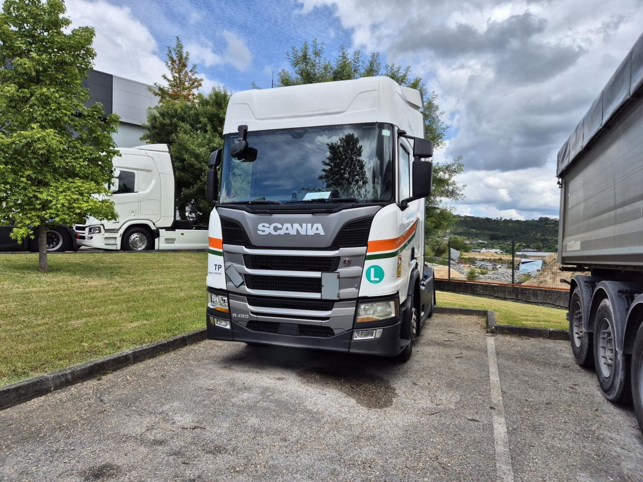 Scania R 450 - Vilcējs: foto 1 Scania R 450 - Vilcējs: foto 1