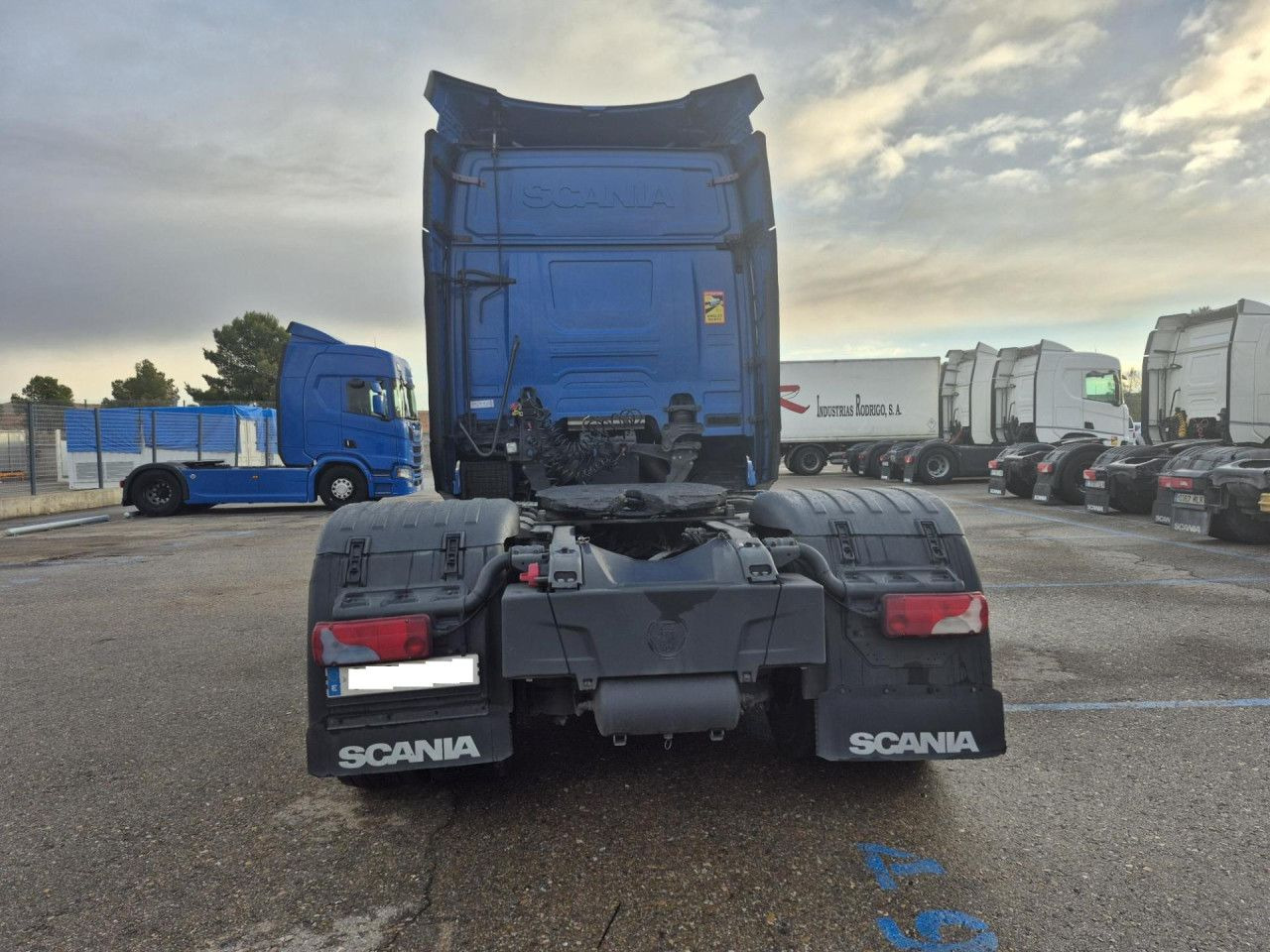 Scania R 580 - Vilcējs: foto 4 Scania R 580 - Vilcējs: foto 4