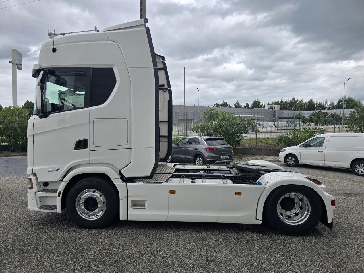 Scania S 560 - Vilcējs: foto 4 Scania S 560 - Vilcējs: foto 4