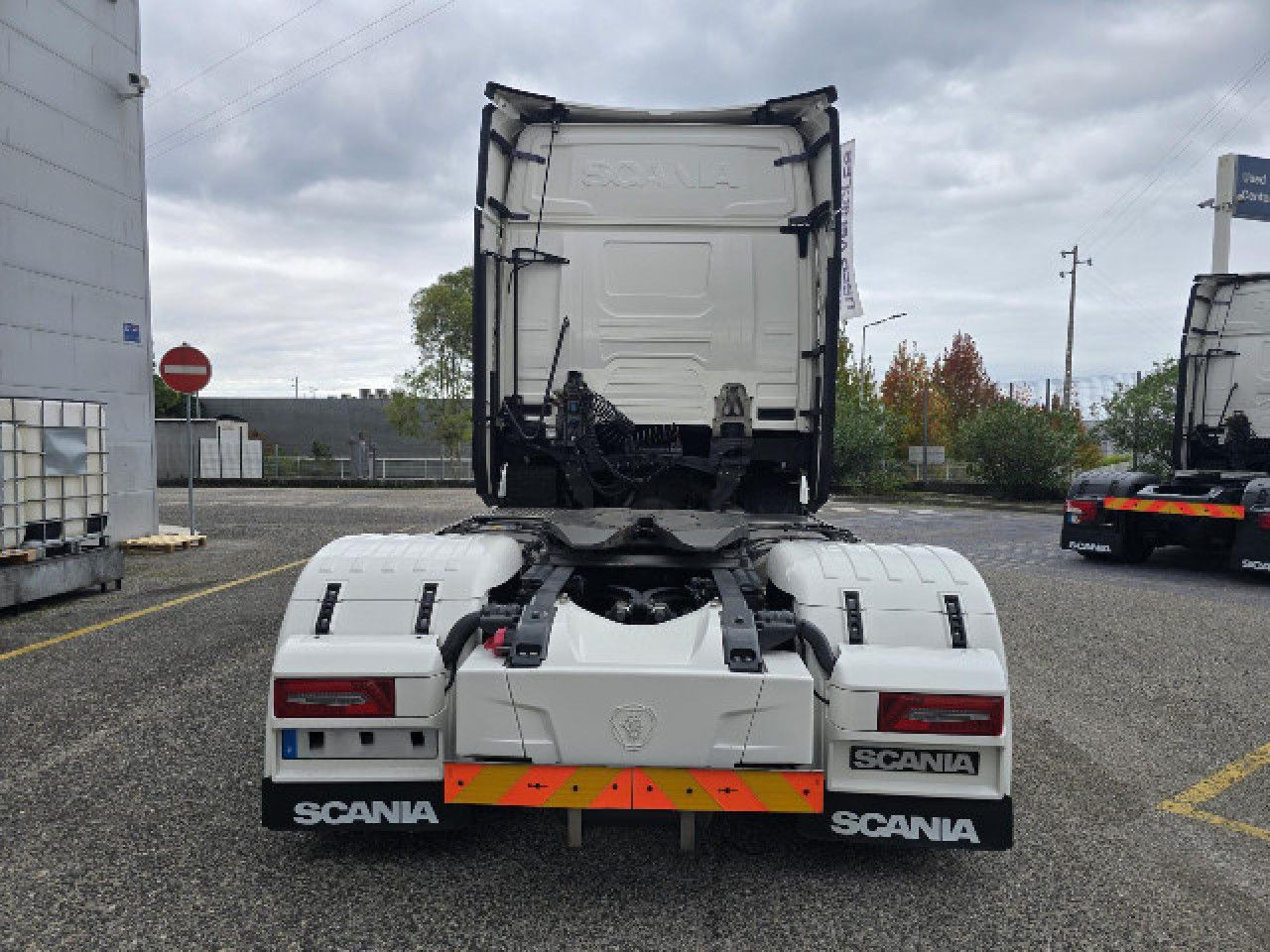 Scania S 560 - Vilcējs: foto 4 Scania S 560 - Vilcējs: foto 4