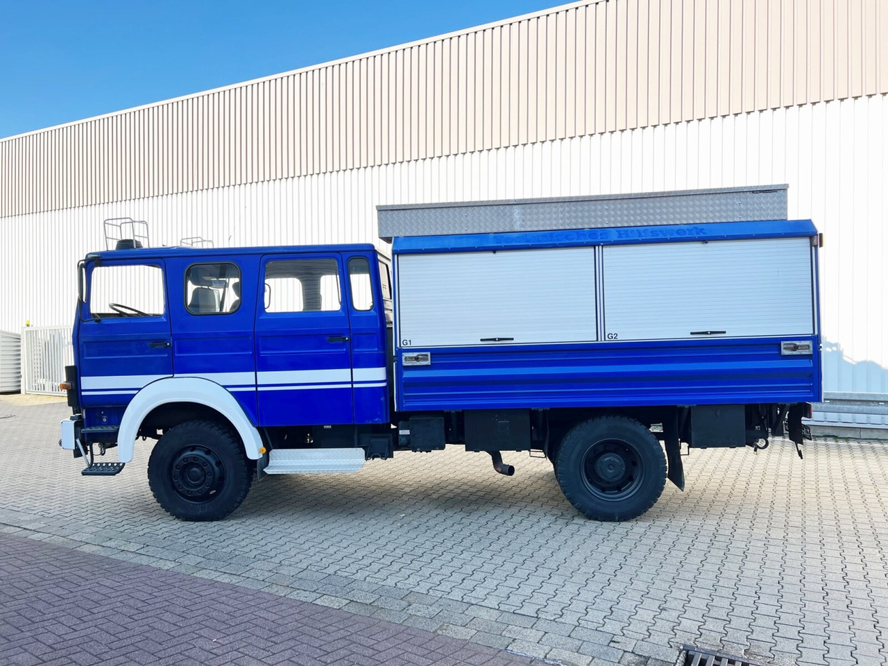 Ugunsdzēsēju mašīna 120-23 AW 4x4 Doka 120-23 AW 4x4 Doka, V8-Motor, Mannschaftswagen 16 Sitze, Seilwinde: foto 11