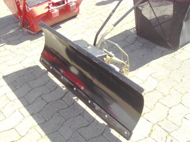 16 /102E/165 - Zāles pļāvējs: foto 2 16 /102E/165 - Zāles pļāvējs: foto 2