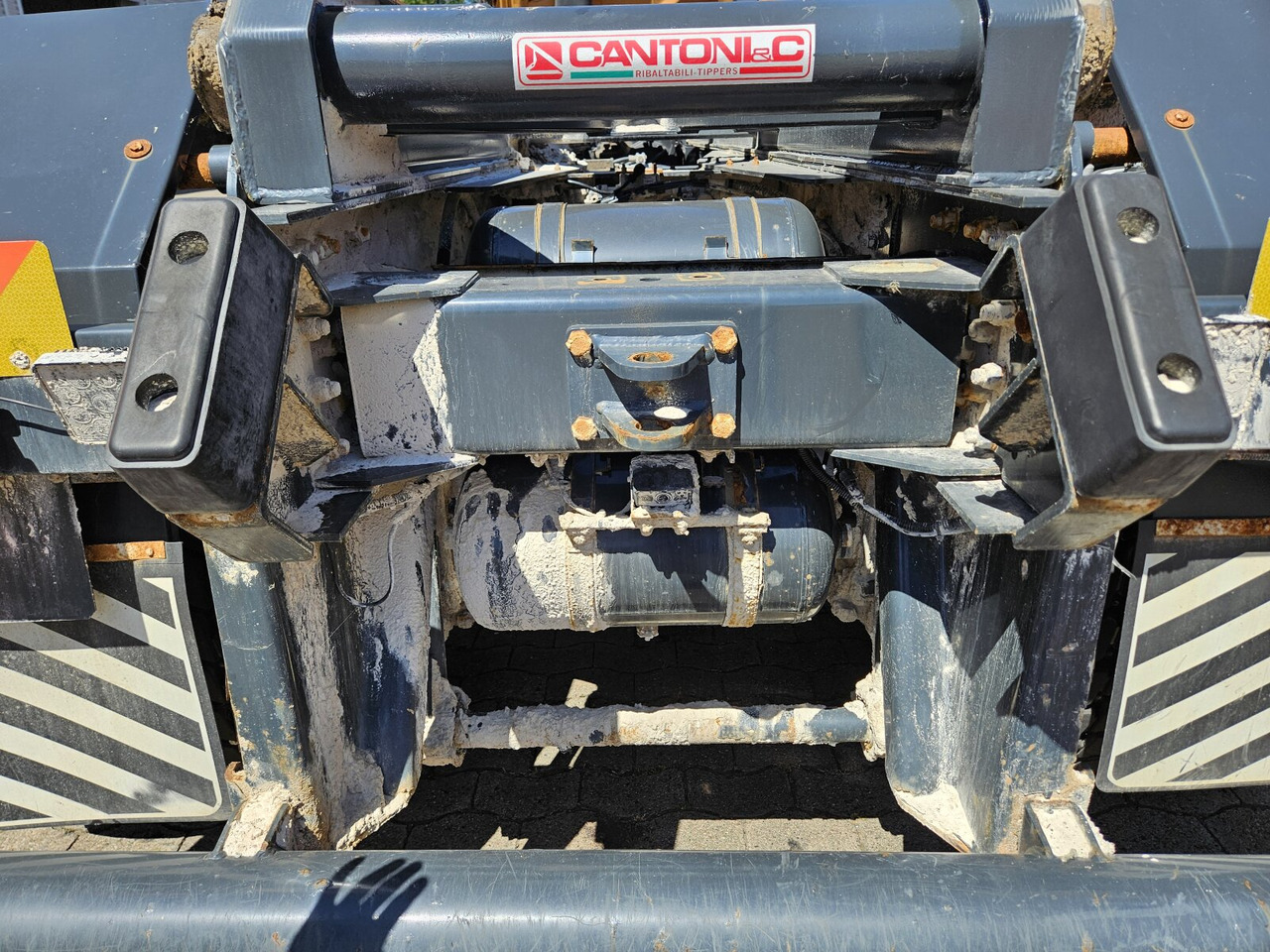 ASTRA HD9 86.50-90 8x6 ASTRA HD9 86.50-90 8x6, Unfallschaden, Cursor 13 - Šasija kravas automašīna: foto 3 ASTRA HD9 86.50-90 8x6 ASTRA HD9 86.50-90 8x6, Unfallschaden, Cursor 13 - Šasija kravas automašīna: foto 3