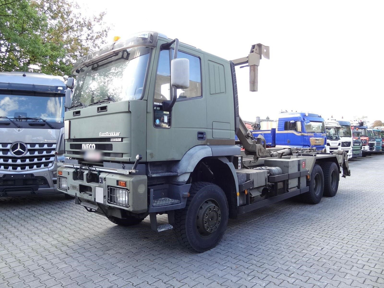 Andere EuroTrakker 260E44W 6X6 EuroTrakker 260E44W 6X6, Retarder, ADR - Pacēlājs ar āķi: foto 1 Andere EuroTrakker 260E44W 6X6 EuroTrakker 260E44W 6X6, Retarder, ADR - Pacēlājs ar āķi: foto 1