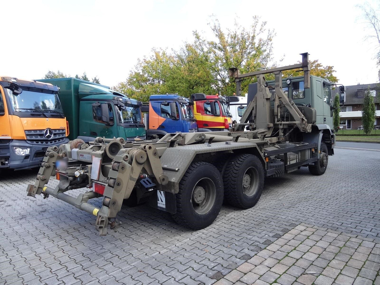Andere EuroTrakker 260E44W 6X6 EuroTrakker 260E44W 6X6, Retarder, ADR - Pacēlājs ar āķi: foto 4 Andere EuroTrakker 260E44W 6X6 EuroTrakker 260E44W 6X6, Retarder, ADR - Pacēlājs ar āķi: foto 4