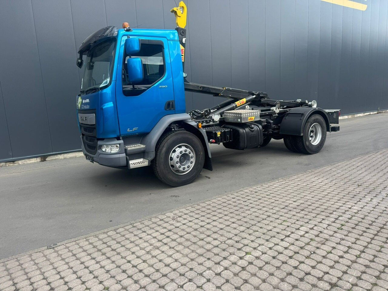 DAF LF 290 FA 4x2 LF 290 FA 4x2, Nebenantrieb, Navi - Šasija kravas automašīna: foto 1 DAF LF 290 FA 4x2 LF 290 FA 4x2, Nebenantrieb, Navi - Šasija kravas automašīna: foto 1