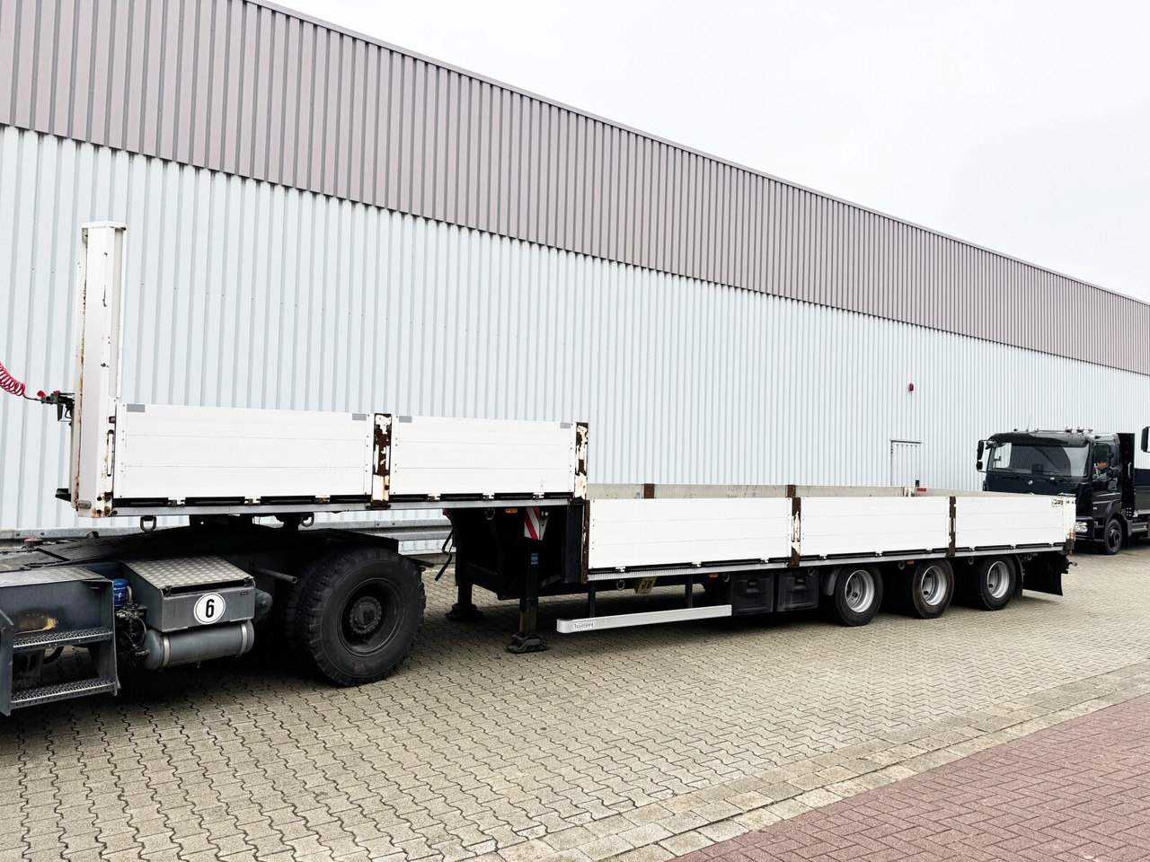 Fellechner SB32-G36 Fellechner SB32-G36, ausziehbar um 1,5m - Bortu puspiekabe/ Platforma: foto 1 Fellechner SB32-G36 Fellechner SB32-G36, ausziehbar um 1,5m - Bortu puspiekabe/ Platforma: foto 1
