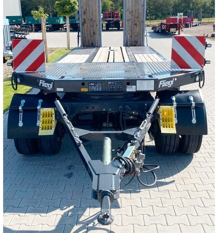 Fliegl DTS-S 300 DTS-S 300, verbreiterbar auf 3,05m - Piekabe zema profila platforma: foto 5 Fliegl DTS-S 300 DTS-S 300, verbreiterbar auf 3,05m - Piekabe zema profila platforma: foto 5