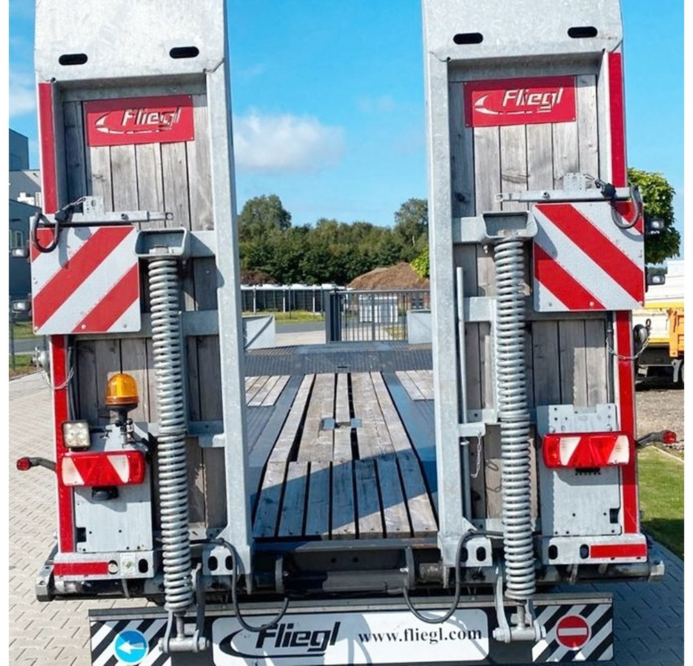 Fliegl DTS-S 300 DTS-S 300, verbreiterbar auf 3,05m - Piekabe zema profila platforma: foto 3 Fliegl DTS-S 300 DTS-S 300, verbreiterbar auf 3,05m - Piekabe zema profila platforma: foto 3