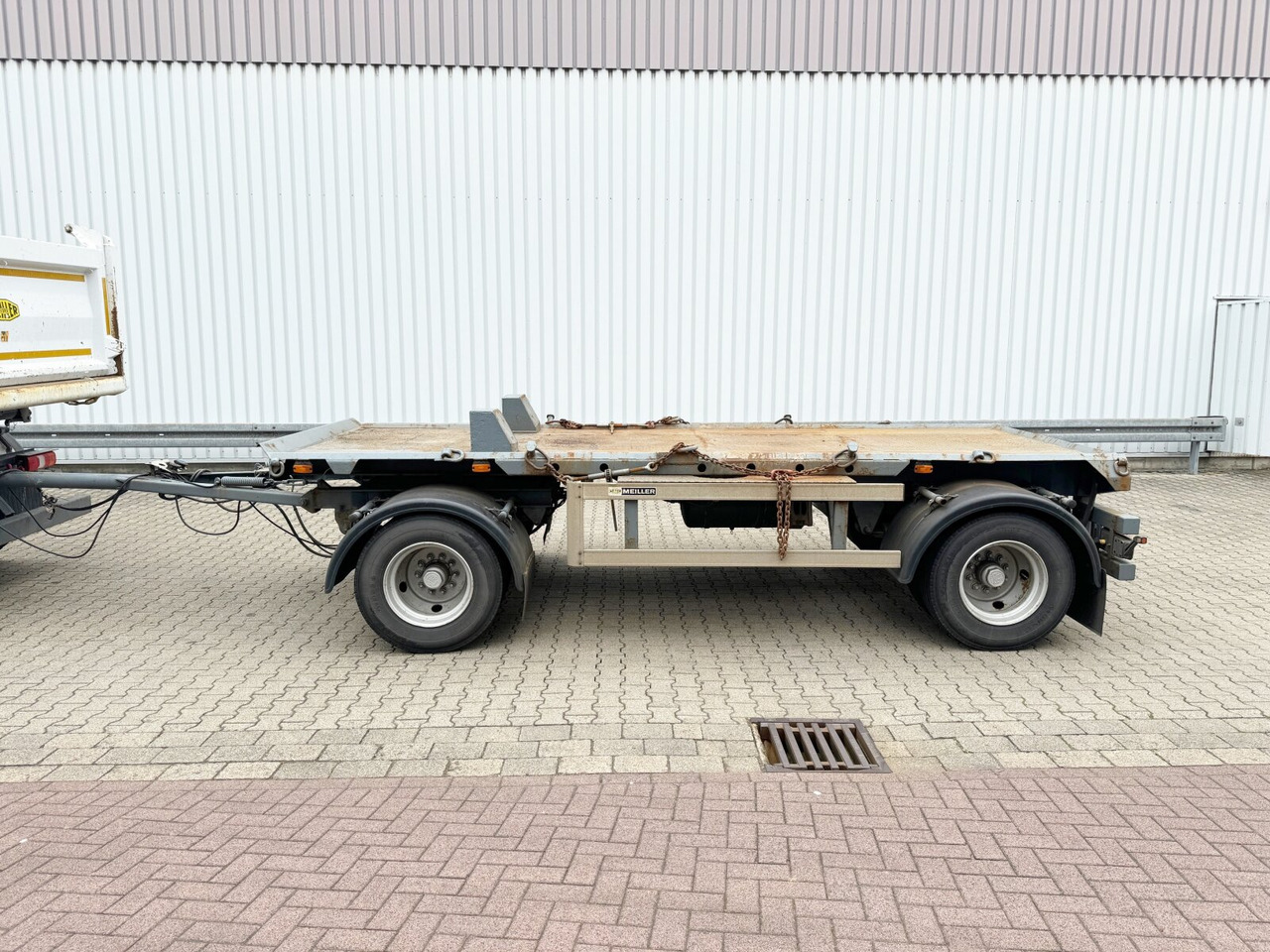 HKM A 18 ZB 3,4 A 18 ZB 3,4 Absetzanhänger - Piekabe noņemamā virsbūve/ Konteineru vedējs: foto 3 HKM A 18 ZB 3,4 A 18 ZB 3,4 Absetzanhänger - Piekabe noņemamā virsbūve/ Konteineru vedējs: foto 3