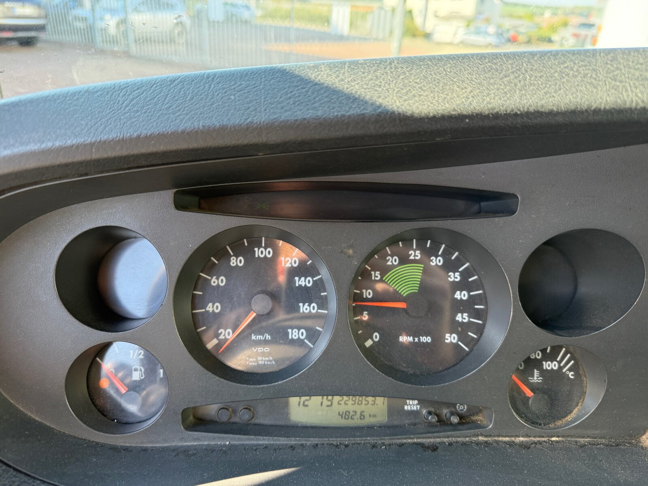 Iveco Daily 65C15D 4x2 Doka Daily 65C15D 4x2 Doka, Grüne Plakette, City-Abroller - Pacēlājs ar āķi: foto 2 Iveco Daily 65C15D 4x2 Doka Daily 65C15D 4x2 Doka, Grüne Plakette, City-Abroller - Pacēlājs ar āķi: foto 2
