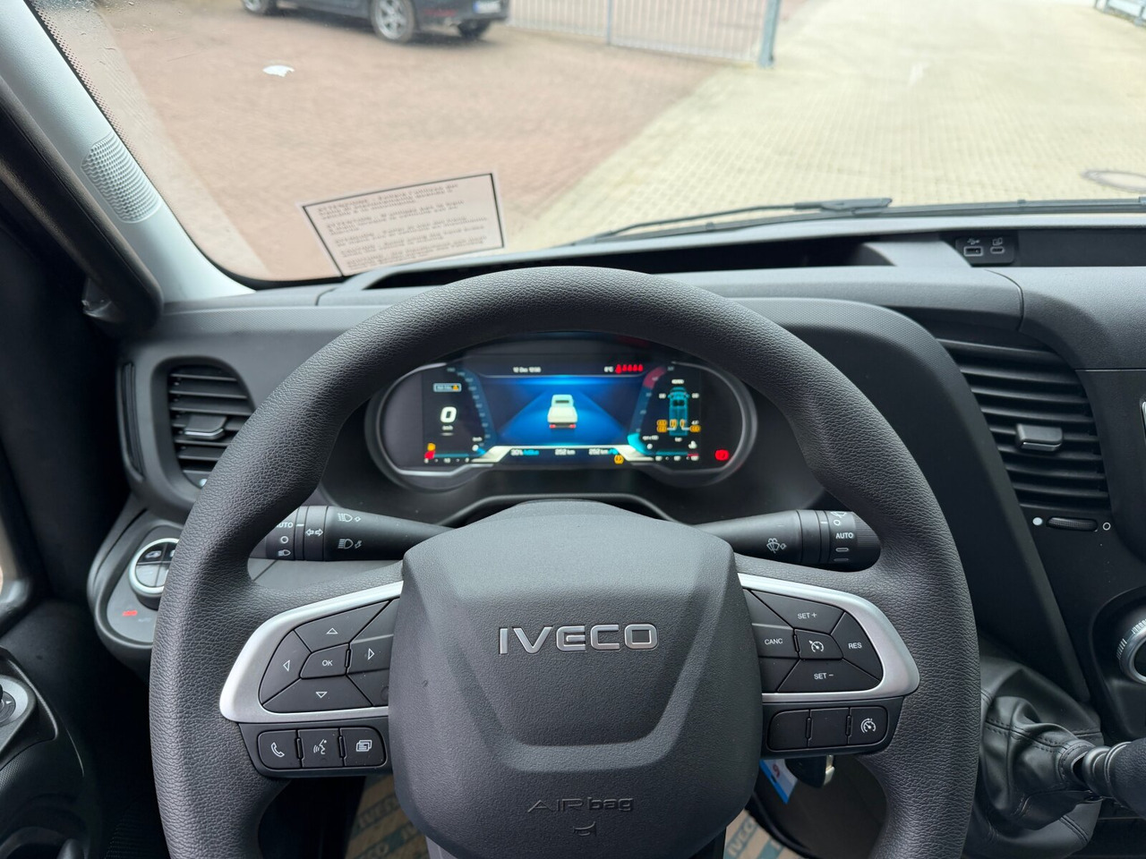 Iveco Daily 72C18H/P DK 4x2 Daily 72C18H/P DK 4x2, Nebenantrieb - Šasija kravas automašīna: foto 3 Iveco Daily 72C18H/P DK 4x2 Daily 72C18H/P DK 4x2, Nebenantrieb - Šasija kravas automašīna: foto 3