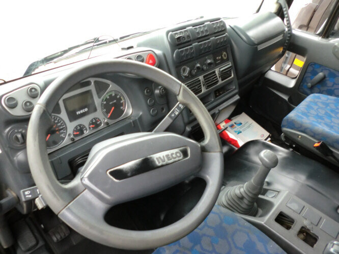 Iveco EuroCargo 75 E 17/4x2 EuroCargo 75 E 17/4x2, 6x VORHANDEN! - Kravas automašīna ar slēgto virsbūvi: foto 5 Iveco EuroCargo 75 E 17/4x2 EuroCargo 75 E 17/4x2, 6x VORHANDEN! - Kravas automašīna ar slēgto virsbūvi: foto 5