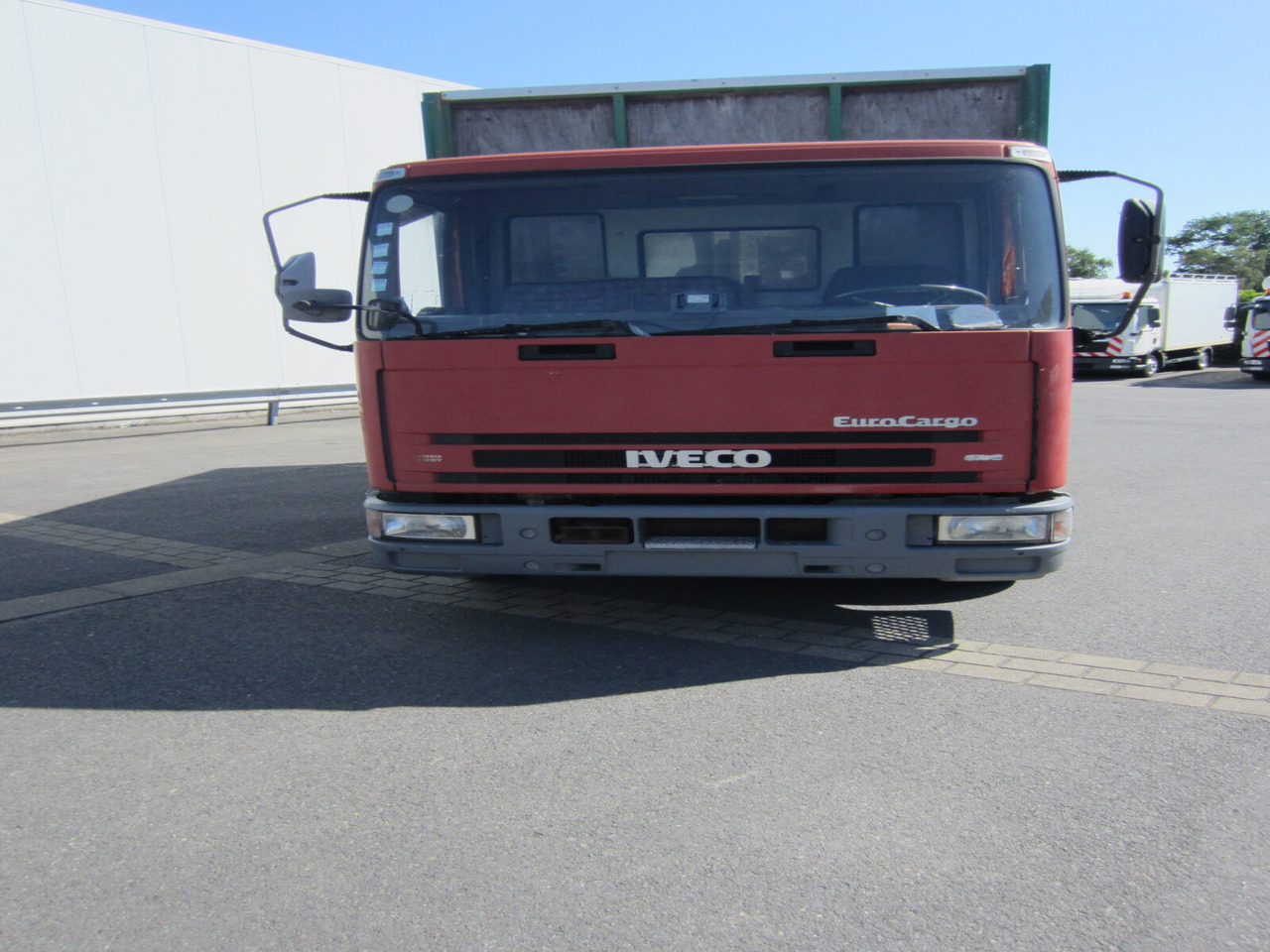 Iveco EuroCargo 80E 15/85 - Kravas automašīna ar slēgto virsbūvi: foto 4 Iveco EuroCargo 80E 15/85 - Kravas automašīna ar slēgto virsbūvi: foto 4