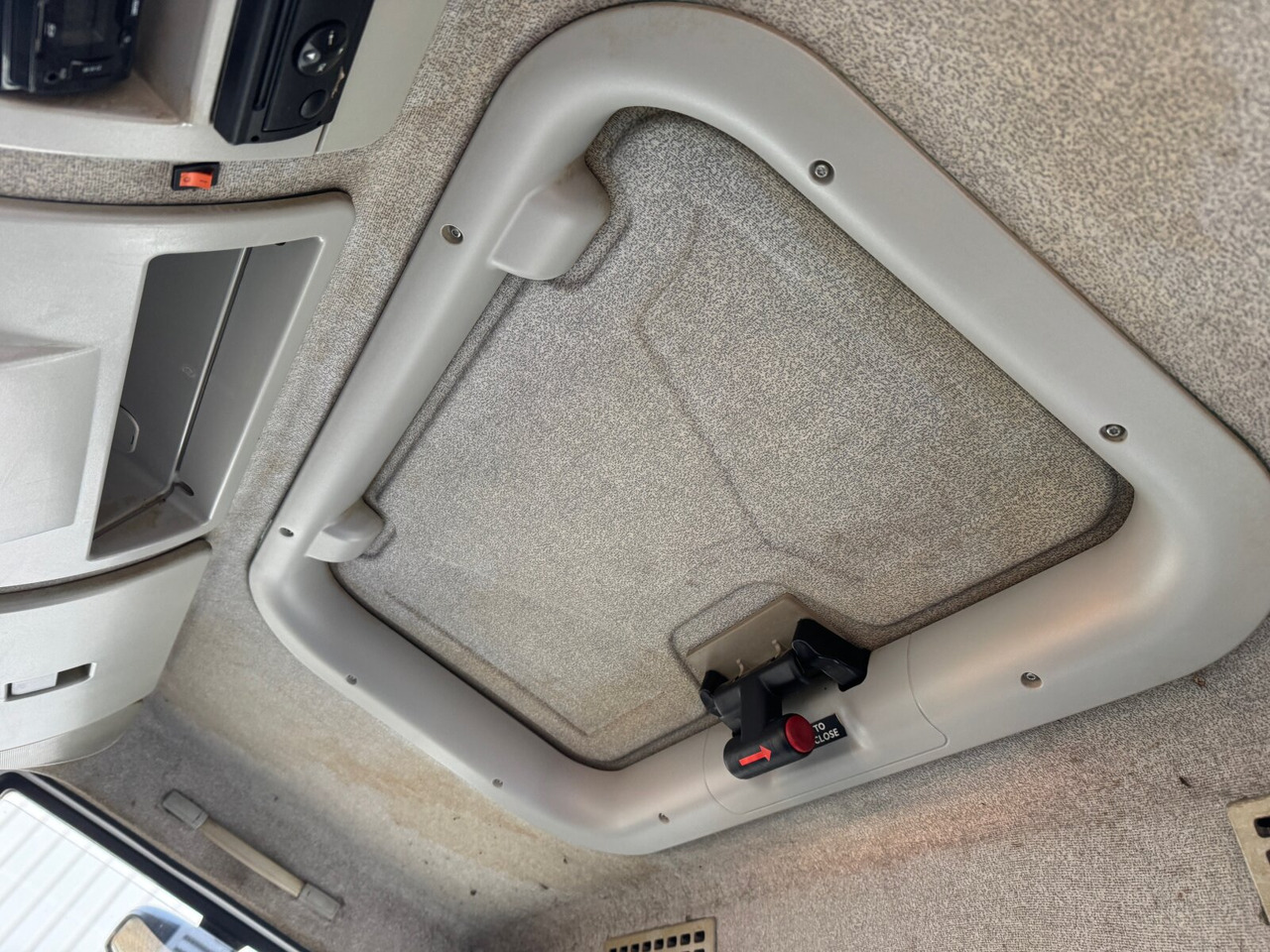 Iveco EuroCargo ML 80E18 K 4x2 EuroCargo ML 80E18 K 4x2 - Kravas automašīna pašizgāzējs: foto 4 Iveco EuroCargo ML 80E18 K 4x2 EuroCargo ML 80E18 K 4x2 - Kravas automašīna pašizgāzējs: foto 4