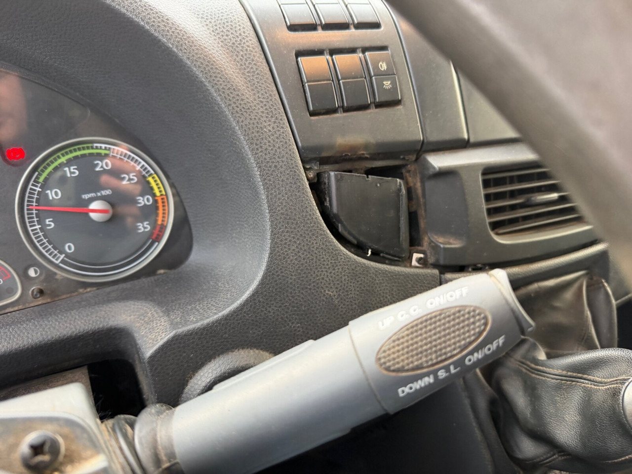 Iveco EuroCargo ML75E16 4x2 EuroCargo ML75E16 4x2, City-Abroller - Pacēlājs ar āķi: foto 5 Iveco EuroCargo ML75E16 4x2 EuroCargo ML75E16 4x2, City-Abroller - Pacēlājs ar āķi: foto 5